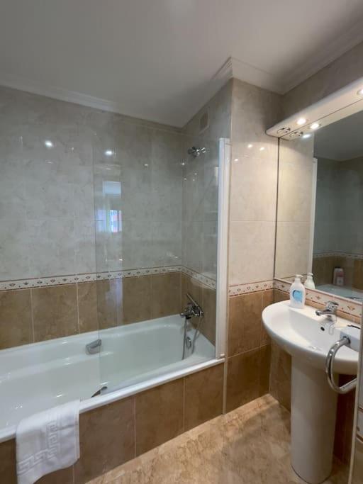 Apartamento En Vigo 3 Hab Wifi Playa A 8 Mins ツ By Rias Baixas Rentals Buitenkant foto
